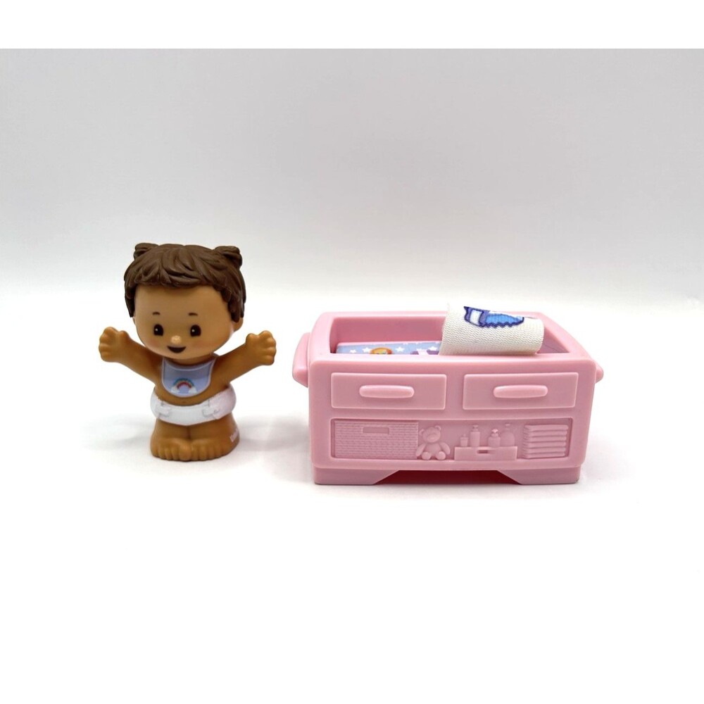 Little People Cuddle & Play Nursery Pink Changing Table & Baby Figure Lot of 2